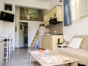 Roi's Residence